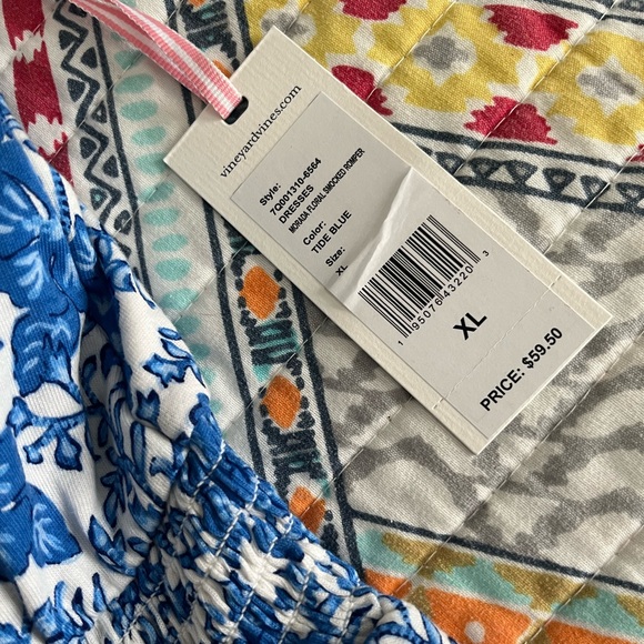 Vineyard Vines Romper in Blue & White Flowers (Big Girl Size XL) NEW w/Tag! - Picture 2 of 6